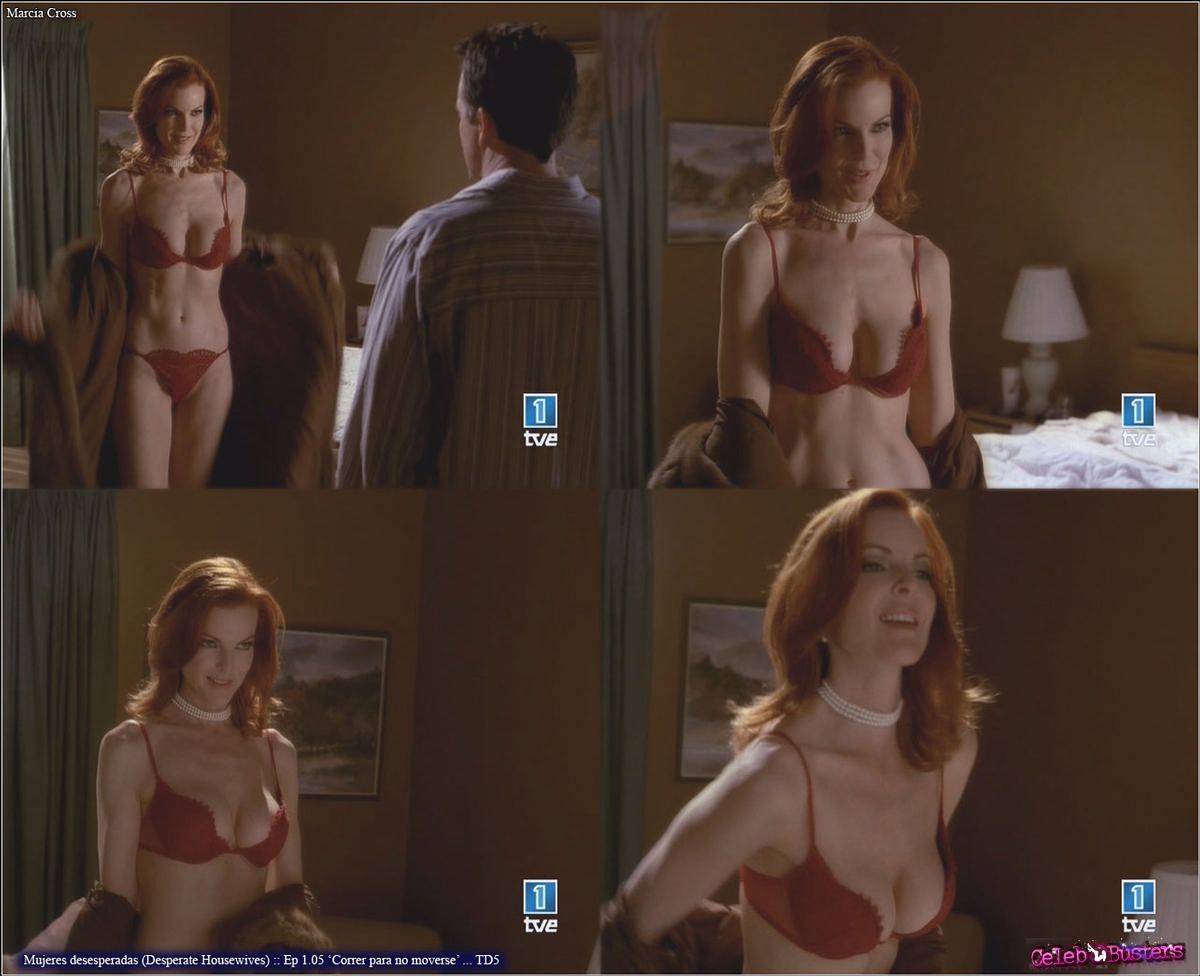 Marcia cross nuda